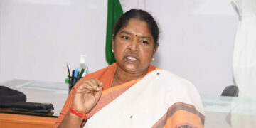 Hello Telugu - Minister Seethakka Shocking Reaction