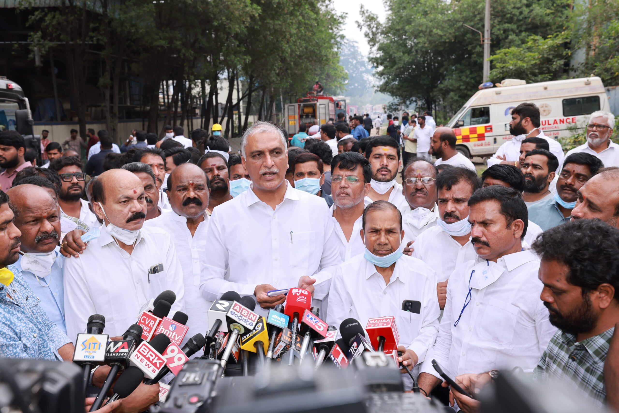 Hello Telugu - MLA Harish Rao Shocking Comments